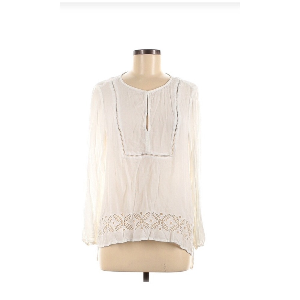 Old Navy Women Size Medium Silky White Cut out Long Sleeve‎ Blouse